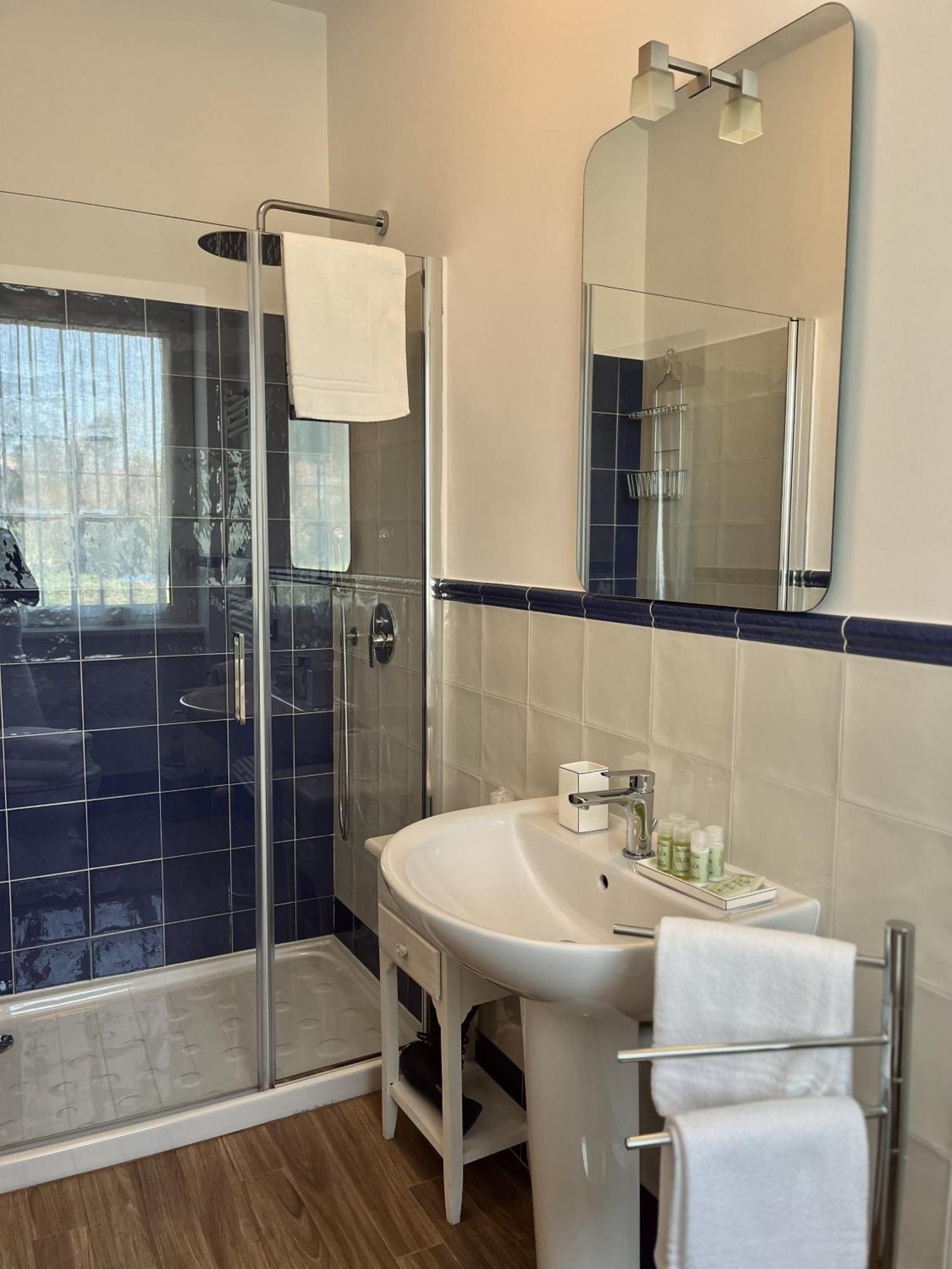Casa Caimotta Hotel Neive Ngoại thất bức ảnh