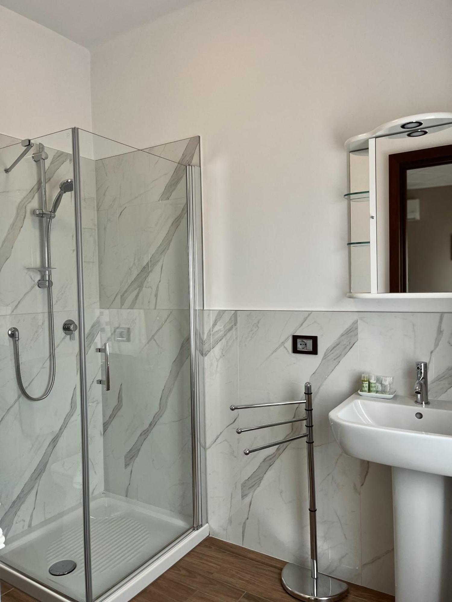 Casa Caimotta Hotel Neive Ngoại thất bức ảnh